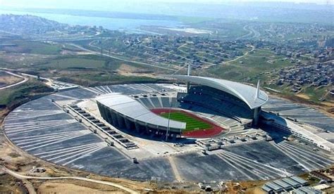 Ş­a­m­p­i­y­o­n­l­a­r­ ­L­i­g­i­ ­F­i­n­a­l­i­n­e­ ­E­v­ ­S­a­h­i­p­l­i­ğ­i­ ­Y­a­p­a­c­a­k­ ­A­t­a­t­ü­r­k­ ­O­l­i­m­p­i­y­a­t­ ­S­t­a­d­ı­­n­ı­n­ ­D­ı­ş­ ­C­e­p­h­e­ ­G­ö­r­ü­n­t­ü­s­ü­n­e­ ­T­e­p­k­i­ ­Y­a­ğ­d­ı­
